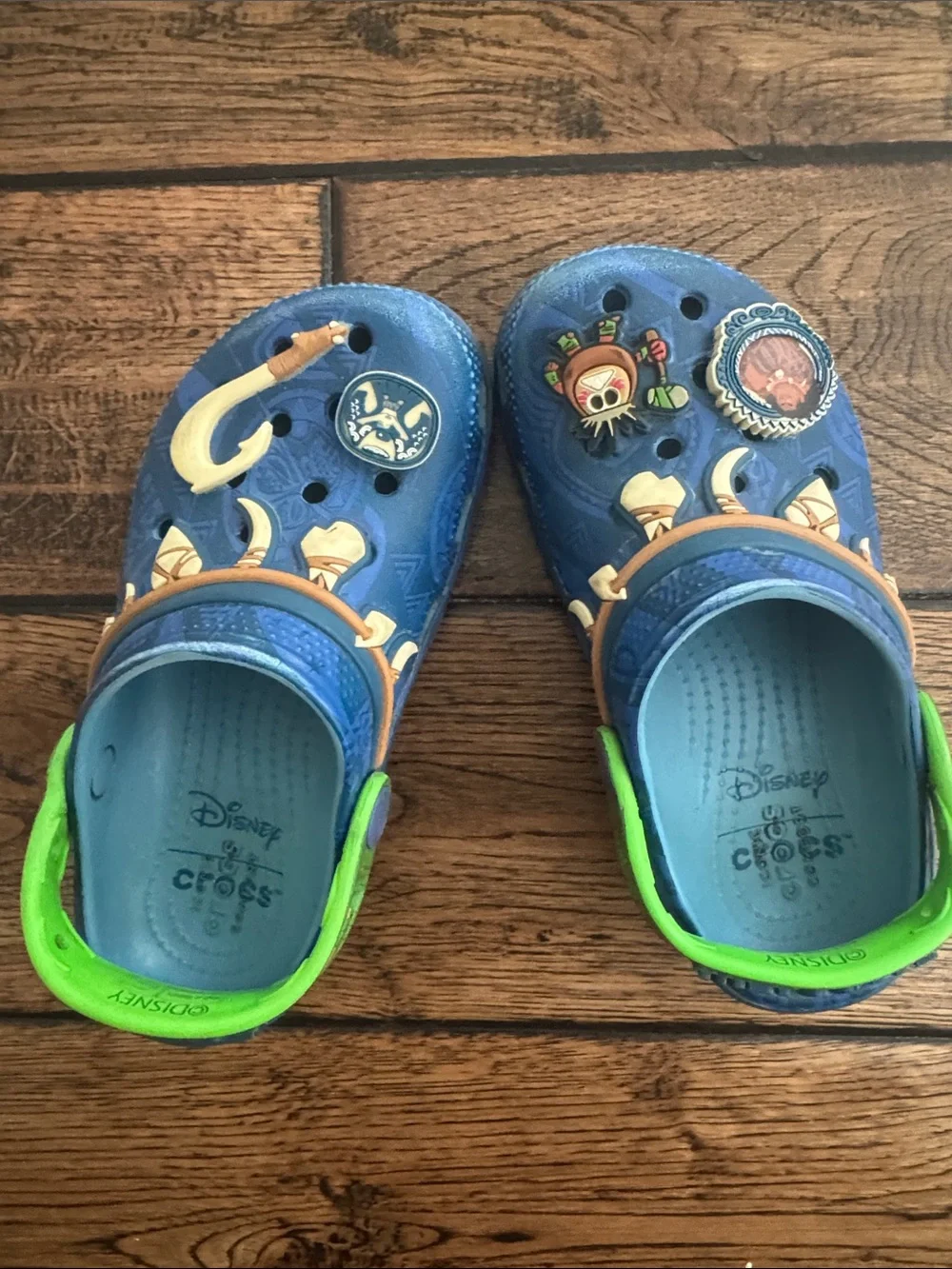 Disney Kids' Blue Moana Crocs with Green Strap